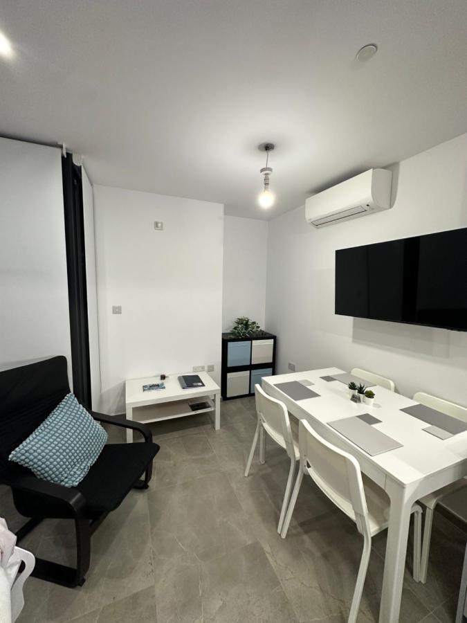 גיברלטר E1 Apartment High Level Sea View מראה חיצוני תמונה