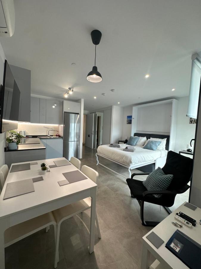 גיברלטר E1 Apartment High Level Sea View מראה חיצוני תמונה